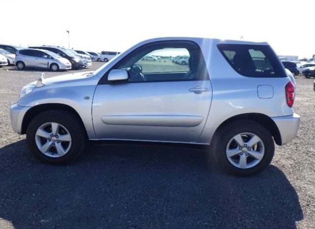 TOYOTA RAV4 2005 full