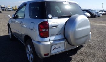 TOYOTA RAV4 2005 full