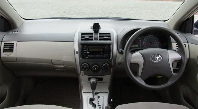 Toyota Corolla Axio X 2009 full