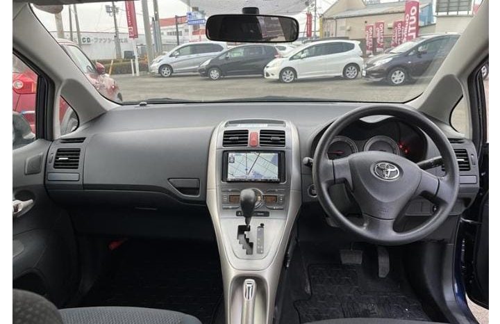 TOYOTA AURIS 2006 full