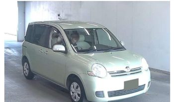 TOYOTA SIENTA  2010 full