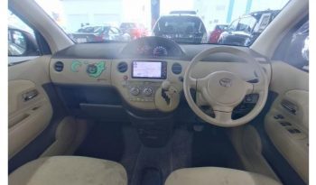 TOYOTA SIENTA  2010 full