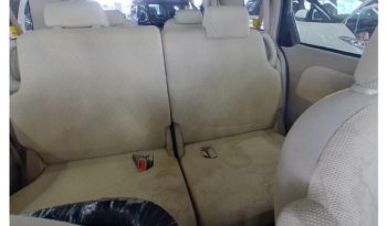 TOYOTA SIENTA  2010 full