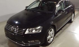 VOLKSWAGEN PASSAT 2012