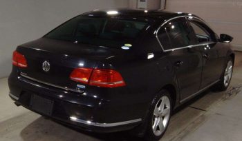 VOLKSWAGEN PASSAT 2012 full