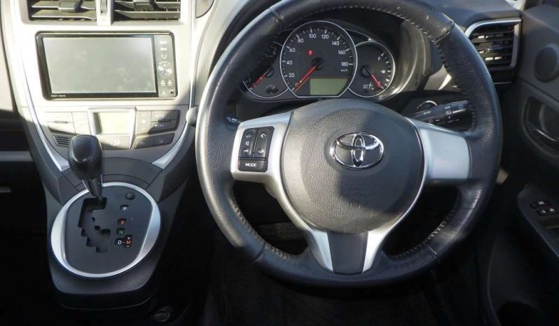 TOYOTA RACTIS 2012 full