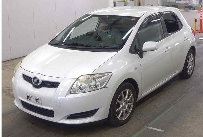 TOYOTA AURIS 2007 full