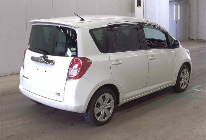 TOYOTA RACTIS 2010 full