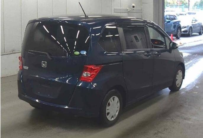 HONDA FREED 2009 full