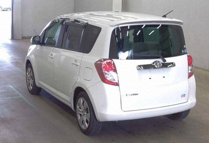 TOYOTA RACTIS 2010 full