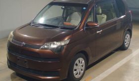 TOYOTA SPADE 2012