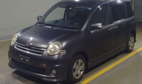 TOYOTA SIENTA 2007