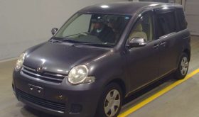 TOYOTA SIENTA 2007
