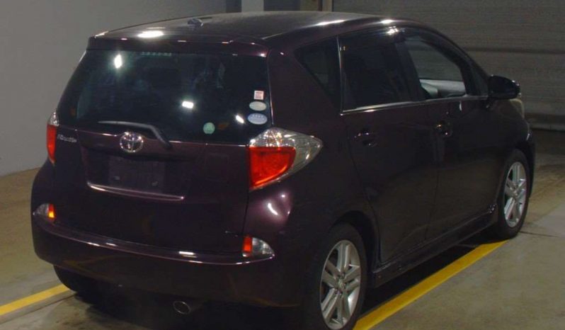 TOYOTA RACTIS 2011 full