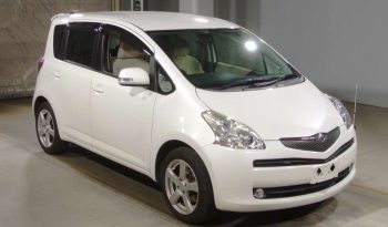 TOYOTA RACTIS 2010 full