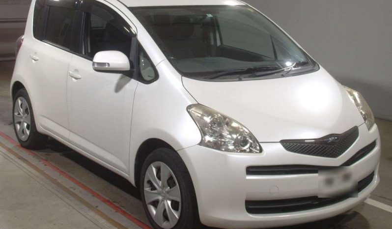 TOYOTA RACTIS 2010 full