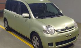 TOYOTA SIENTA 2011