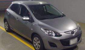 MAZDA DEMIO 2013