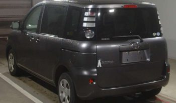 TOYOTA SIENTA 2010 full