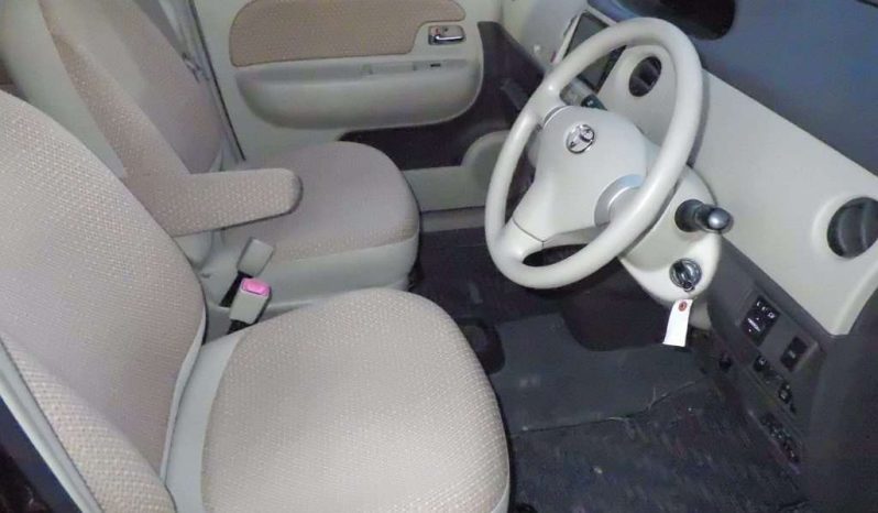 TOYOTA SIENTA 2012 full