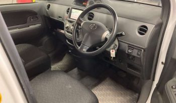 TOYOTA SIENTA 2011 full