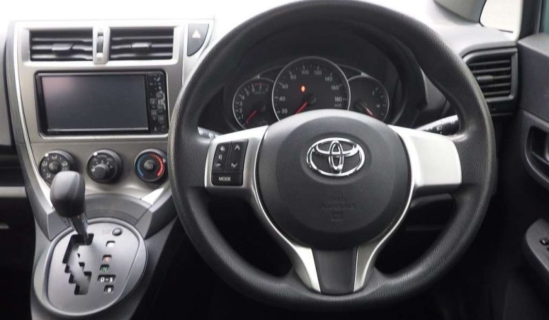 TOYOTA RACTIS 2012 full