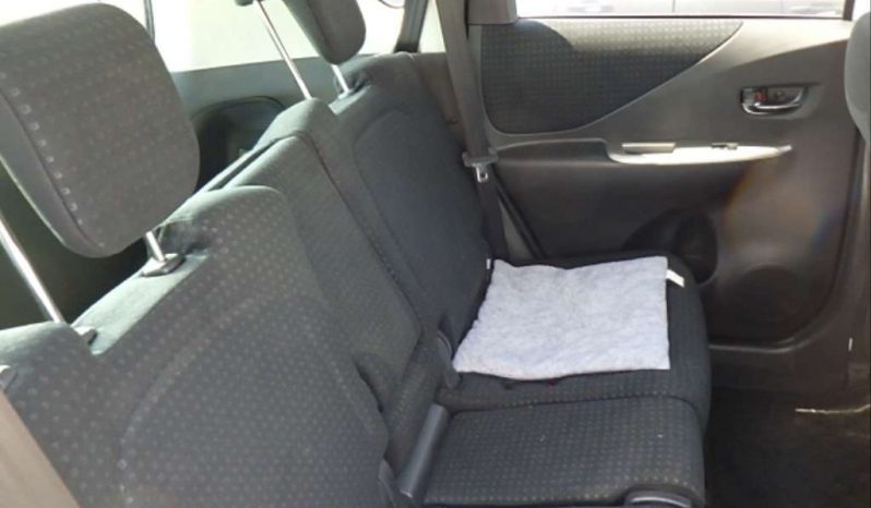 TOYOTA RACTIS 2010 full