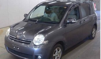 TOYOTA SIENTA 2010 full