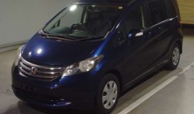 HONDA FREED 2010