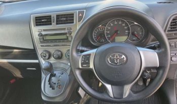 TOYOTA RACTIS 2011 full