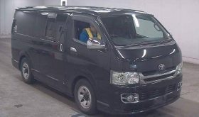 TOYOTA HIACE VAN 2009
