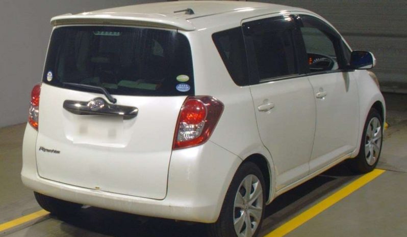 TOYOTA RACTIS 2010 full