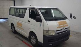 TOYOTA HIACE VAN 2004