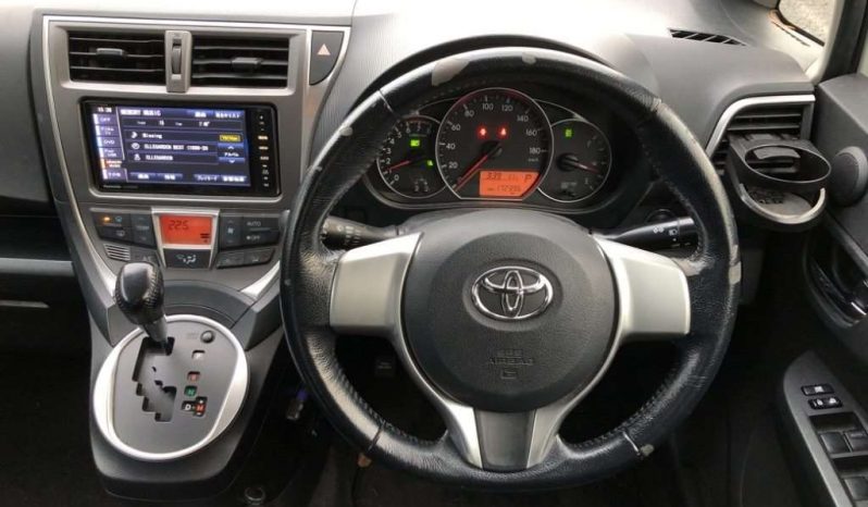 TOYOTA	RACTIS	2011 full