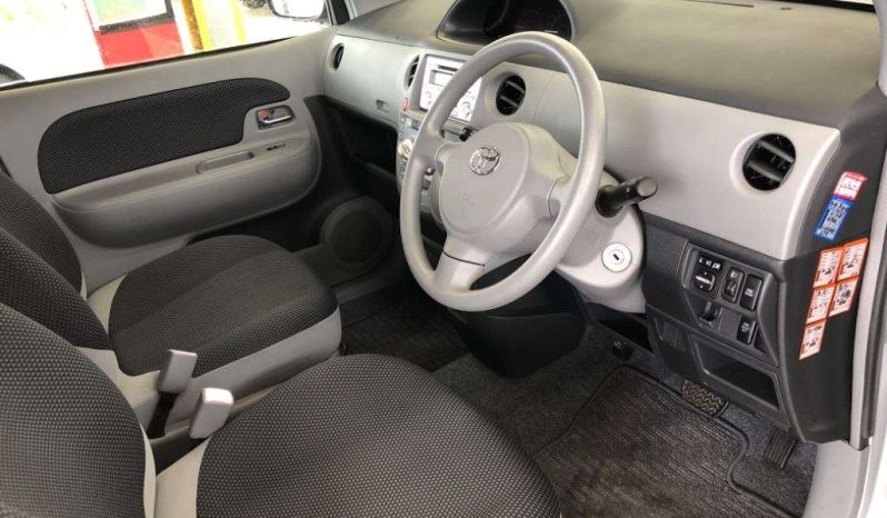 TOYOTA SIENTA full