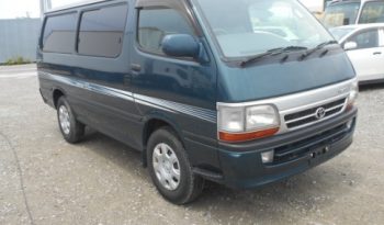 TOYOTA HIACE 2002 full