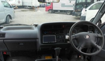 TOYOTA HIACE 2002 full