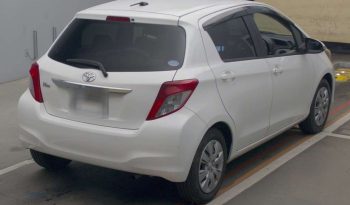 TOYOTA VITZ 2011 full