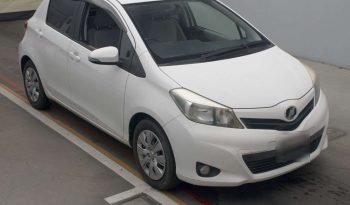 TOYOTA VITZ 2011 full