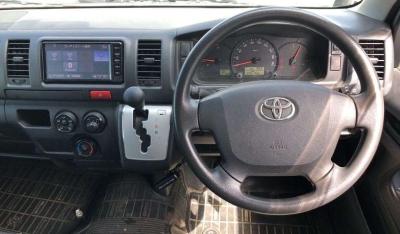 TOYOTA HIACE VAN 2017 full