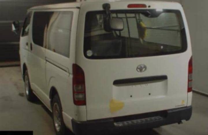 TOYOTA HIACE VAN 2006 full