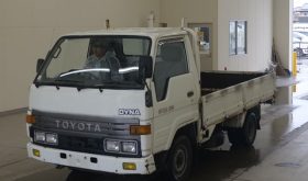 TOYOTA DYNA 1993