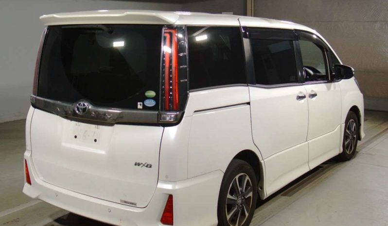 TOYOTA NOAH full