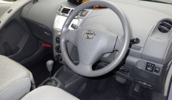 TOYOTA VITZ 2010 full