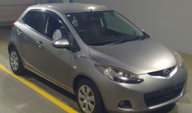 MAZDA DEMIO 2010