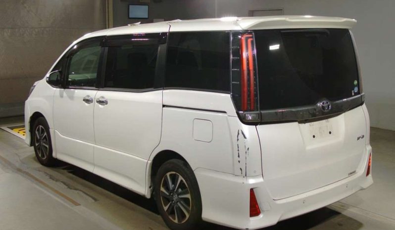 TOYOTA NOAH full