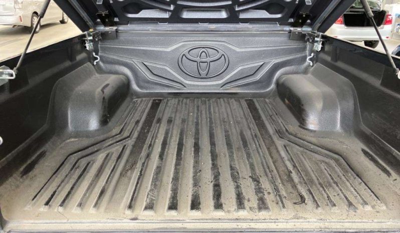 TOYOTA HILUX 2019 full