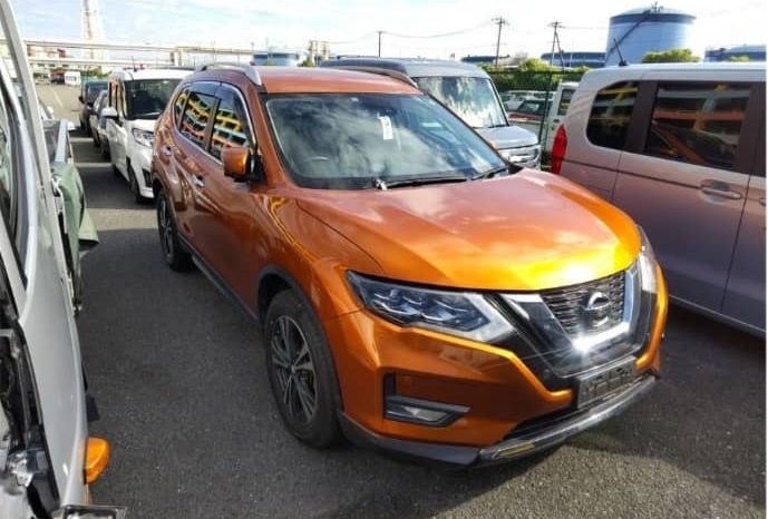 NISSAN X-TRAIL 2018 full