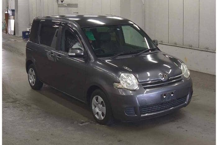 TOYOTA SIENTA 2009 full