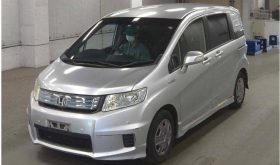 HONDA FREED HYBRID 2013